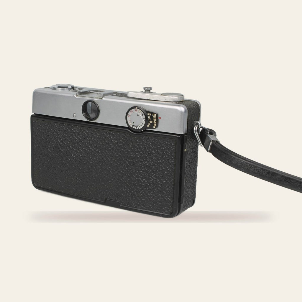 Fujica Compact 35