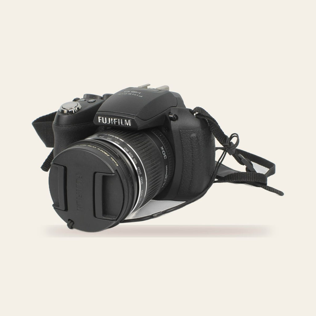 Fujifilm FinePix HS10