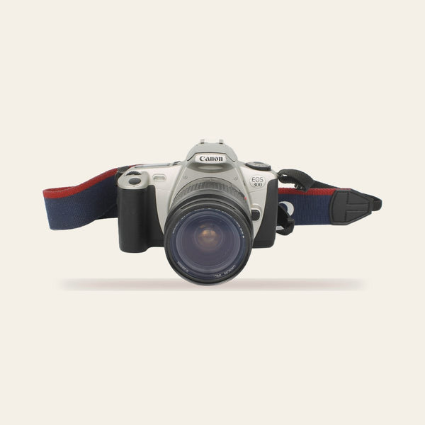 Canon EOS 300 + Canon EF 28-80mm f/3.5-5.6