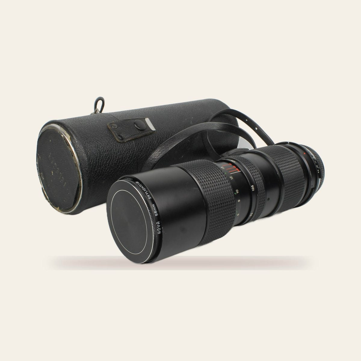 Vivitar 85-205mm f/3.8 Close Focusing Auto Zoom