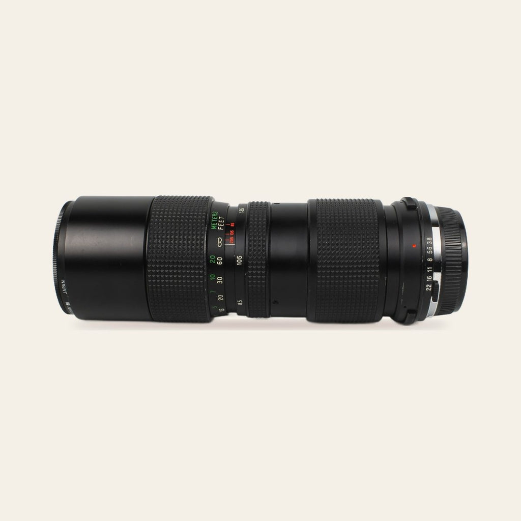 Vivitar 85-205mm f/3.8 Close Focusing Auto Zoom