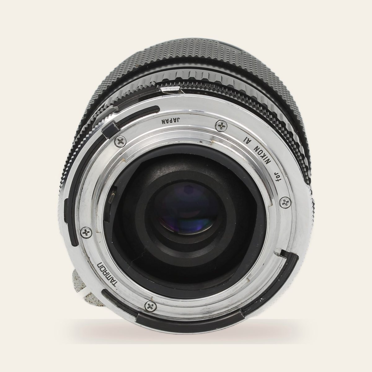 Tamron 28-70mm f/3.5-4.5 CF Macro BBAR MC