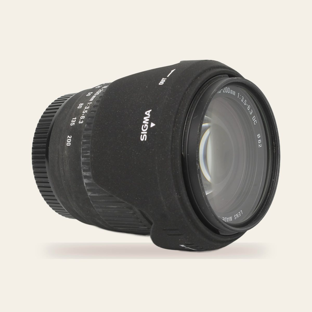 Sigma 18-200mm f/3.5-6.3 DC