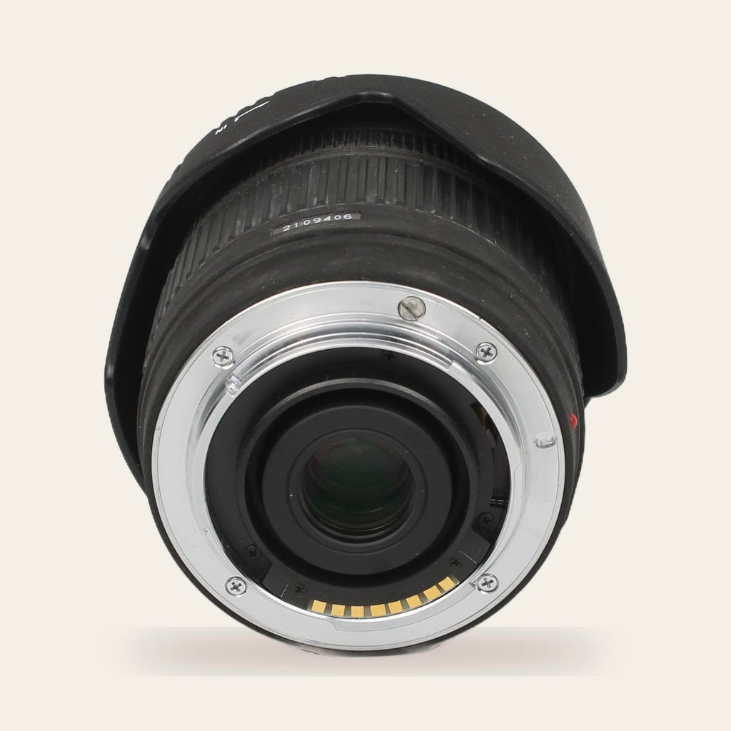 Sigma 18-200mm f/3.5-6.3 DC