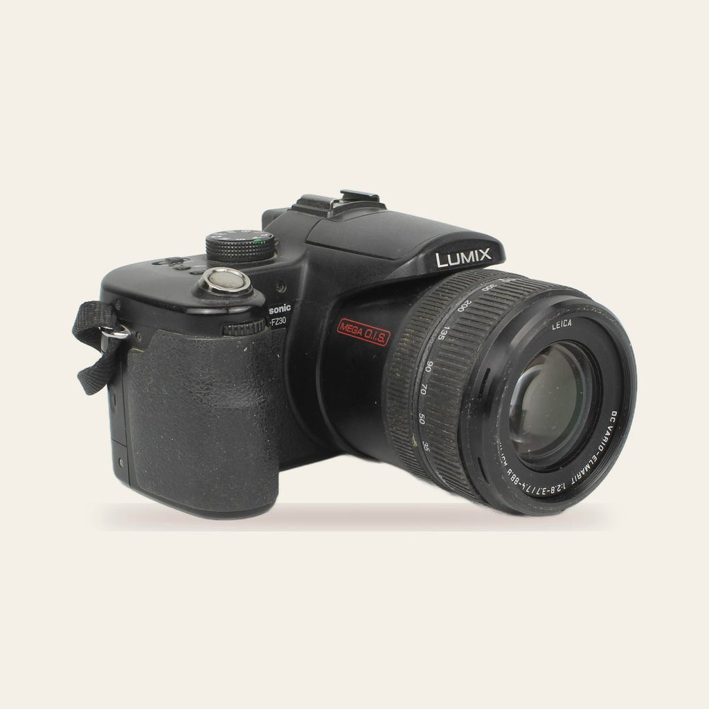 Panasonic Lumix DMC-FZ30