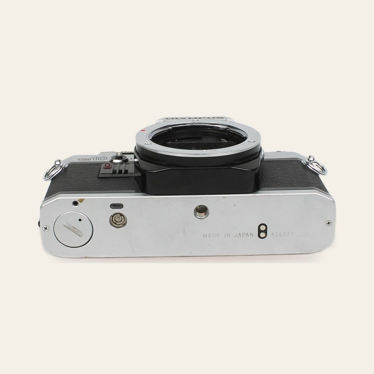 Olympus OM10