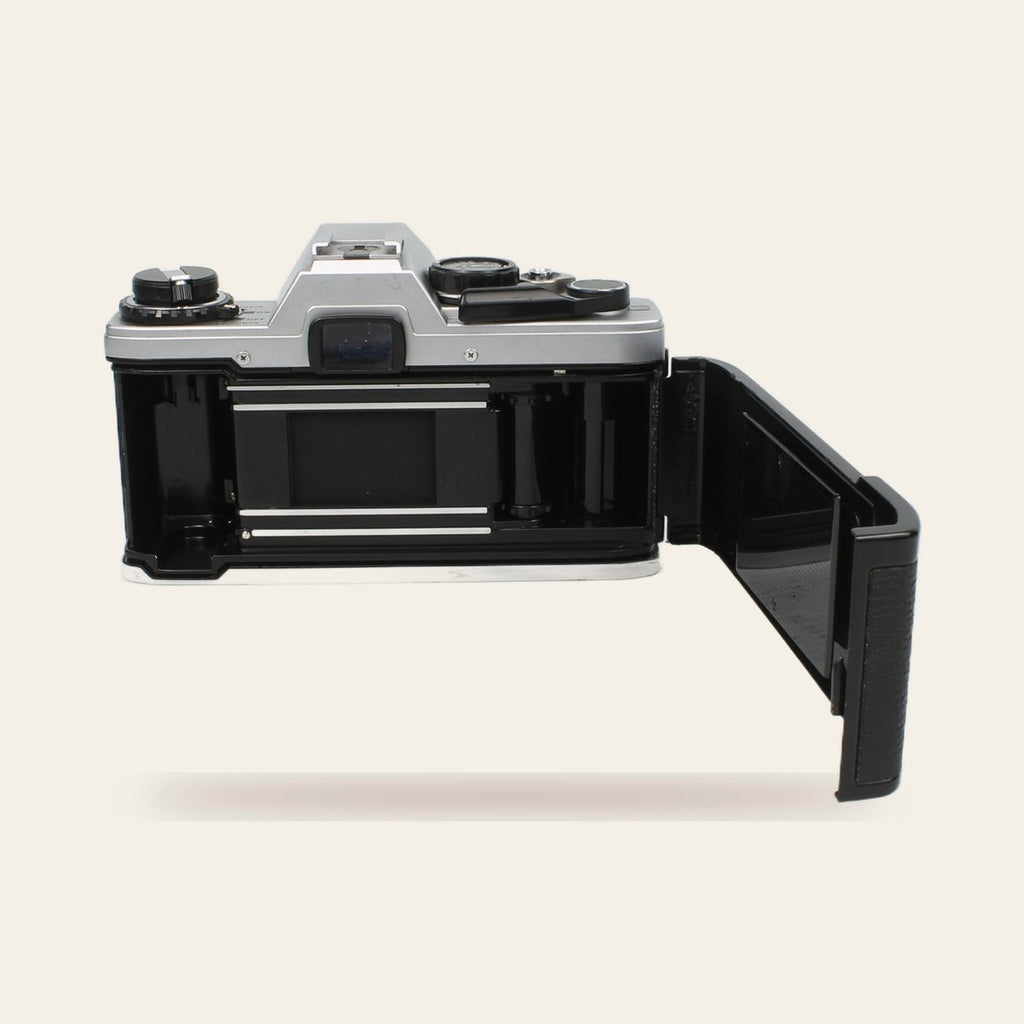 Olympus OM10