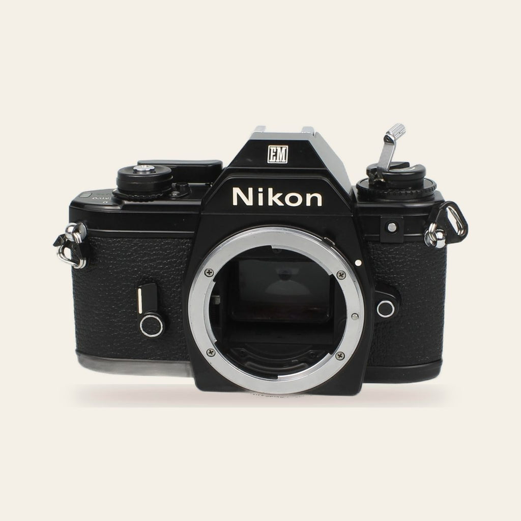 Nikon EM