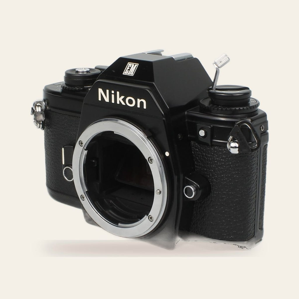 Nikon EM