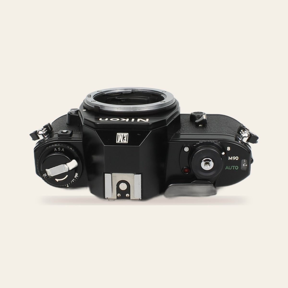 Nikon EM