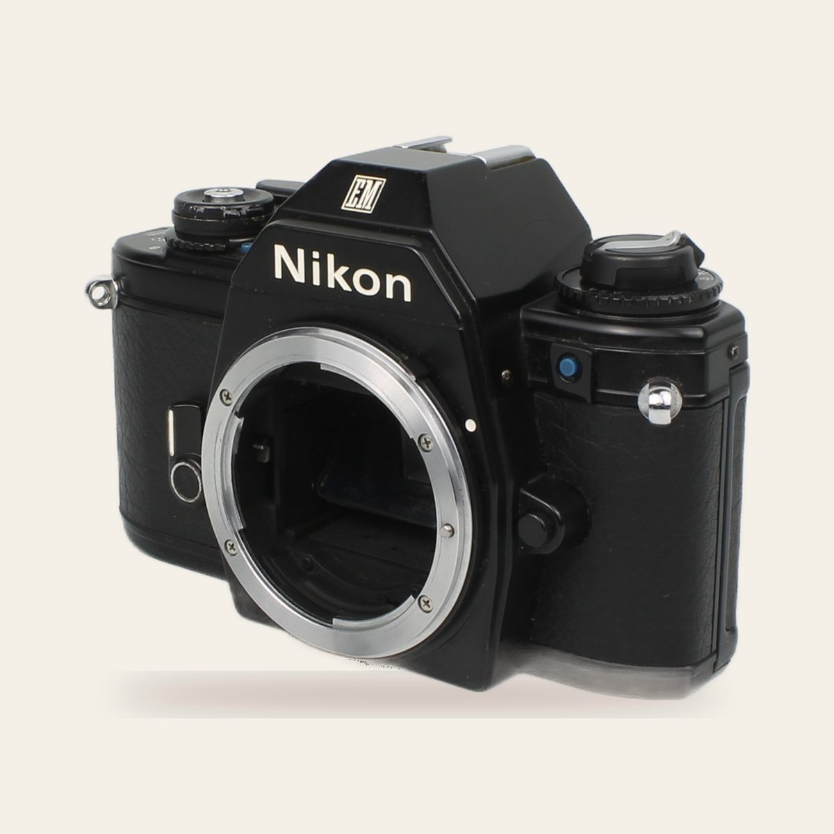 Nikon EM