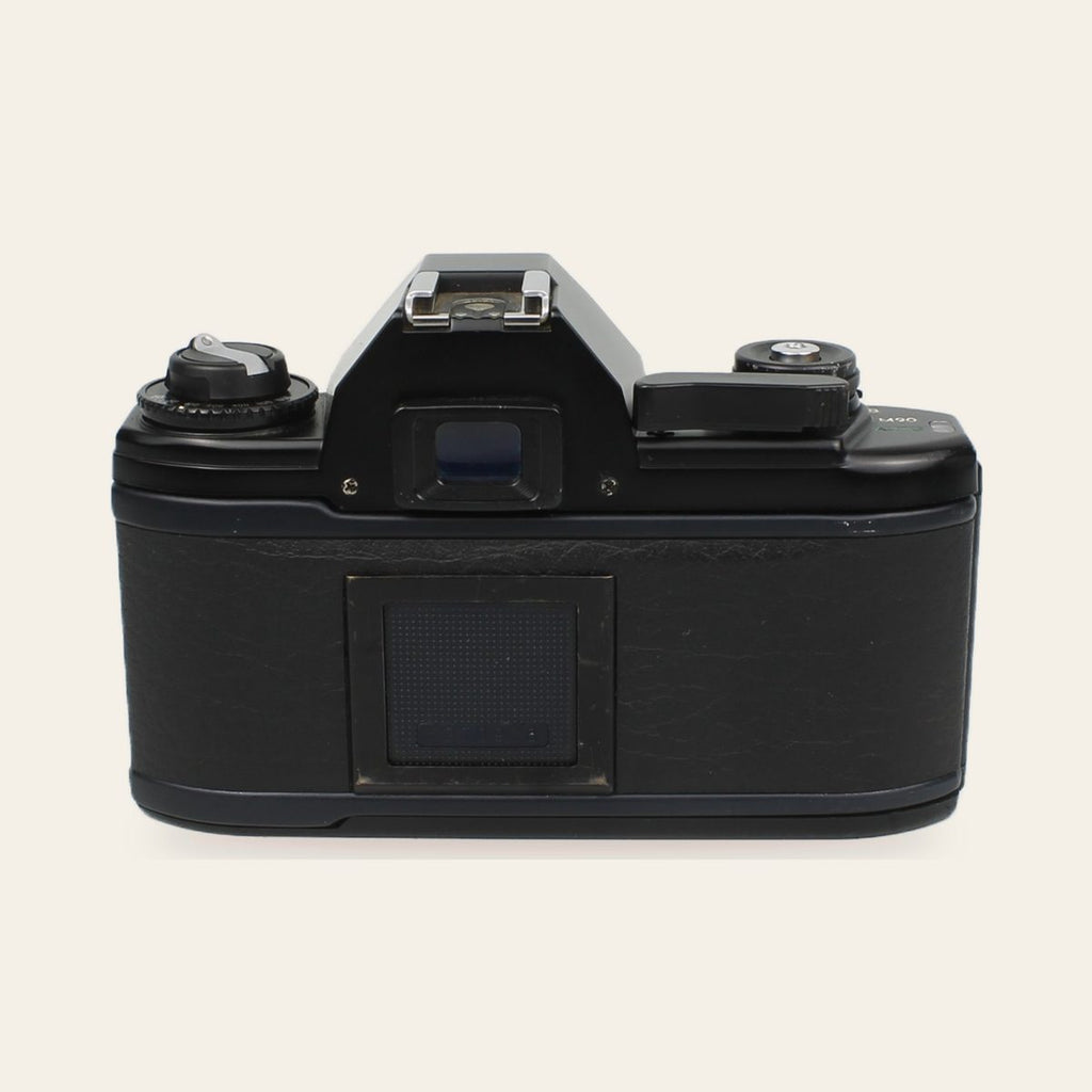 Nikon EM