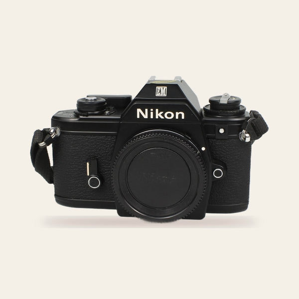 Nikon EM