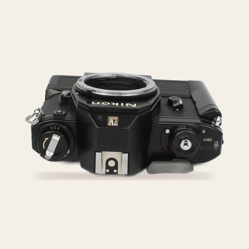 Nikon EM + Nikon Winder