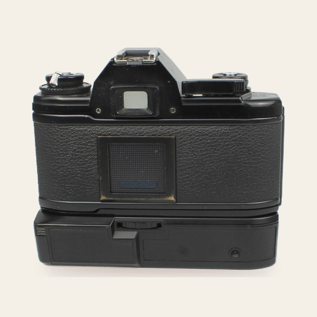 Nikon EM + Nikon Winder
