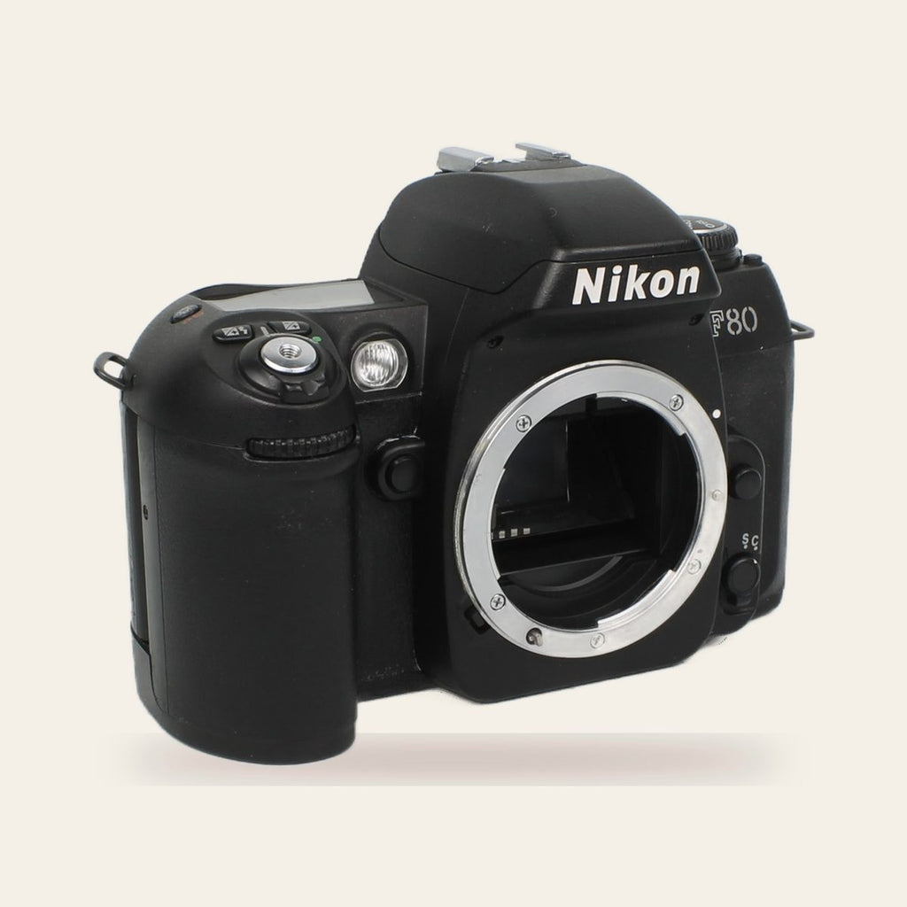 Nikon F80