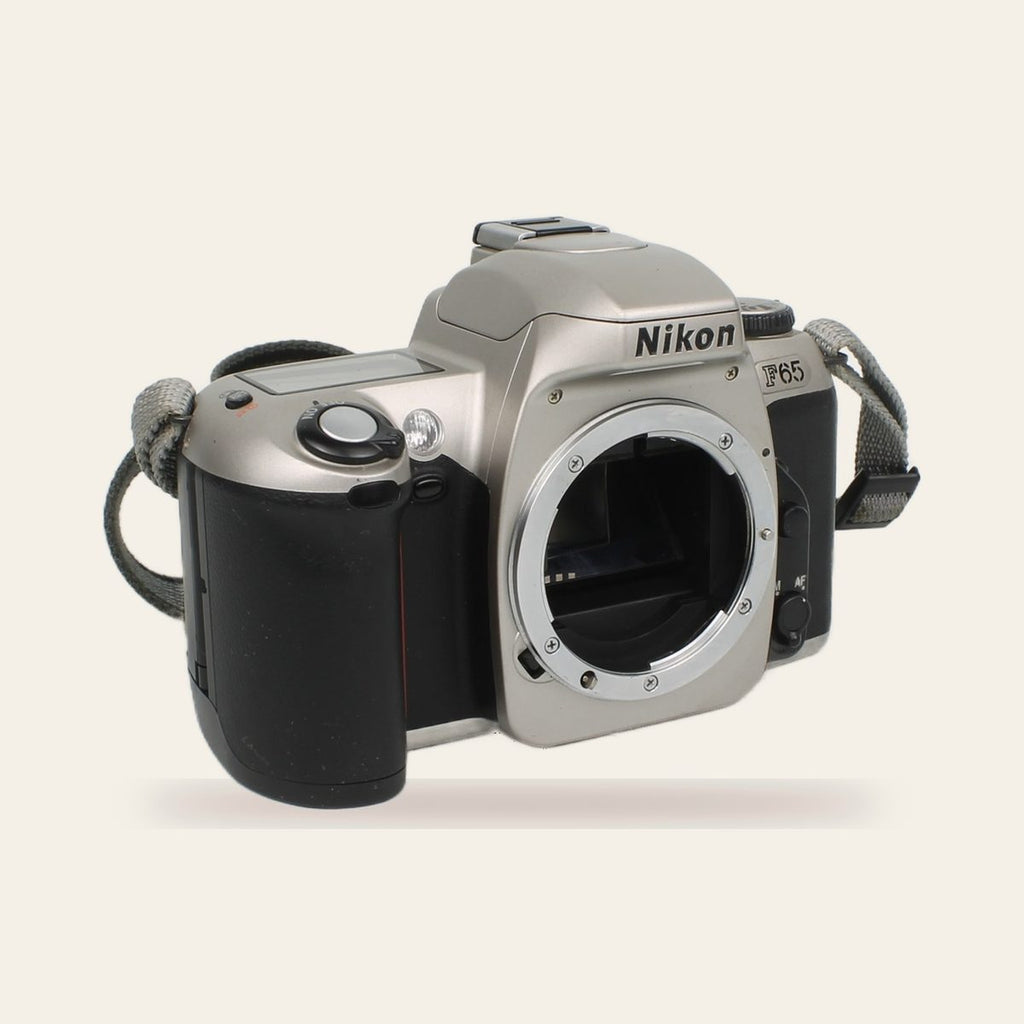 Nikon F65