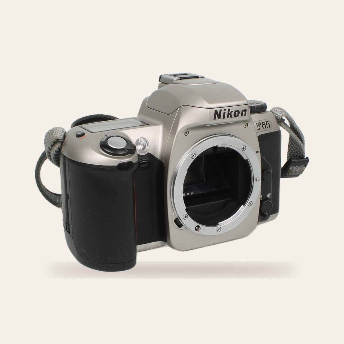 Nikon F65