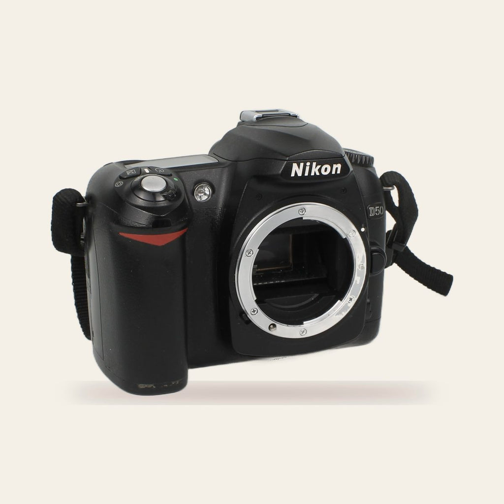 Nikon D50