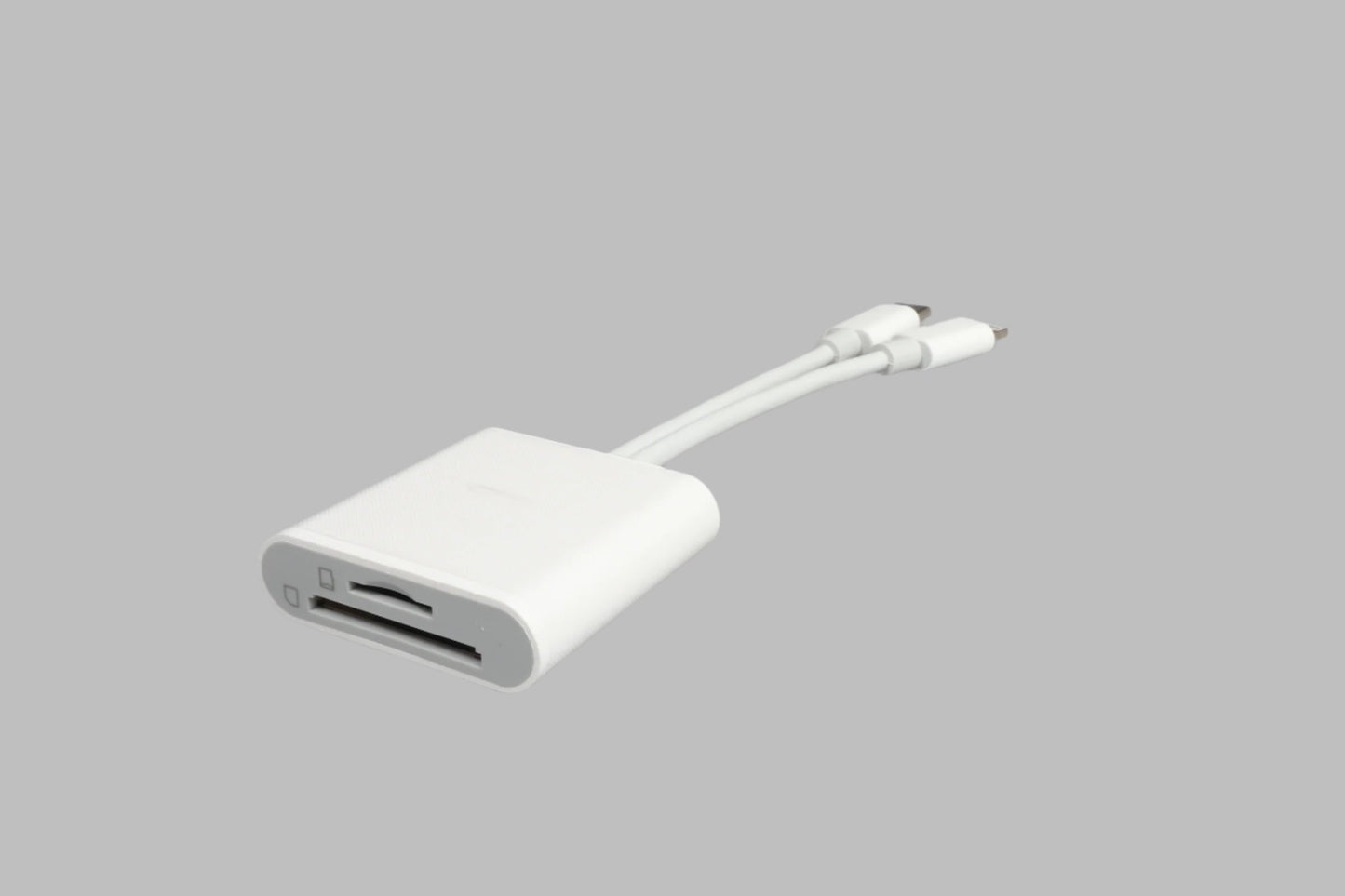 2 in one SD card reader USB-C & Lightning