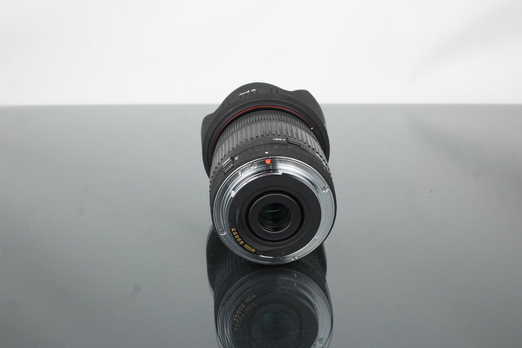 Sigma Zoom 18-200mm 1:3.5-6.3 DC - Canon EOS Mount