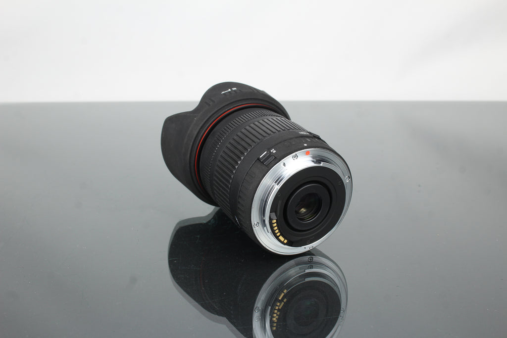 Sigma Zoom 18-200mm 1:3.5-6.3 DC - Canon EOS Mount