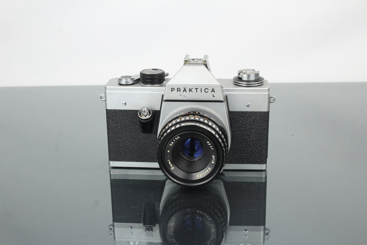Praktica L + Meyer Optik Domiplan 50mm f/2.8 M42 lens
