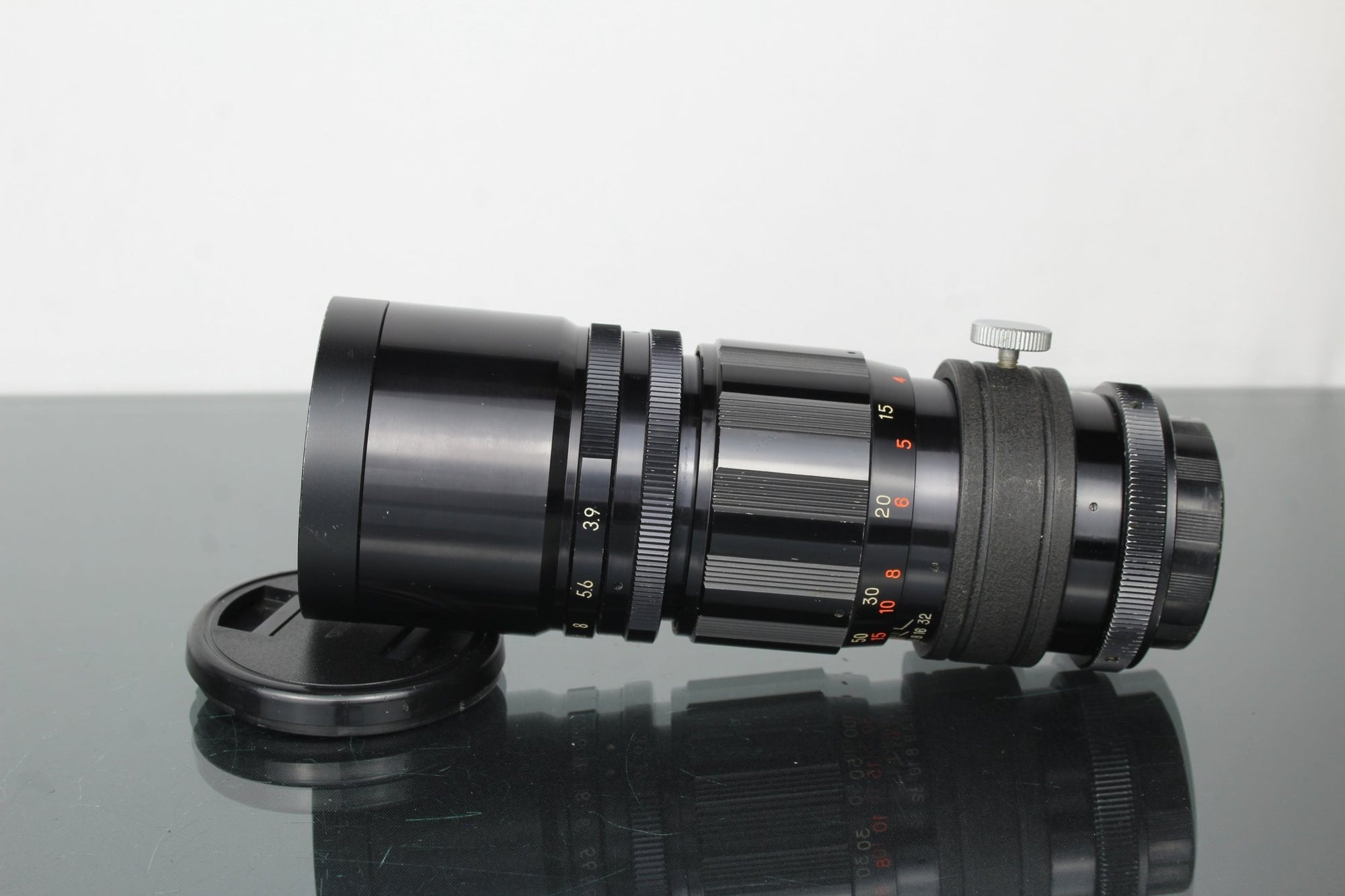 Accura Supertel 1:3.9 F=200mm M42 Mount - Dutch|Thrift