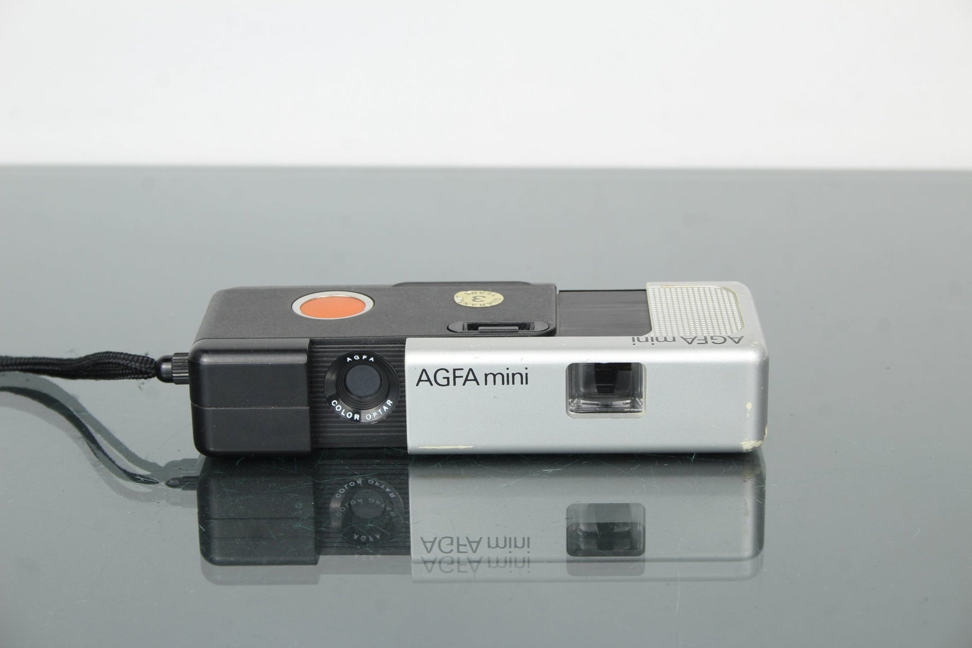 AGFA Gevaert mini - Dutch|Thrift