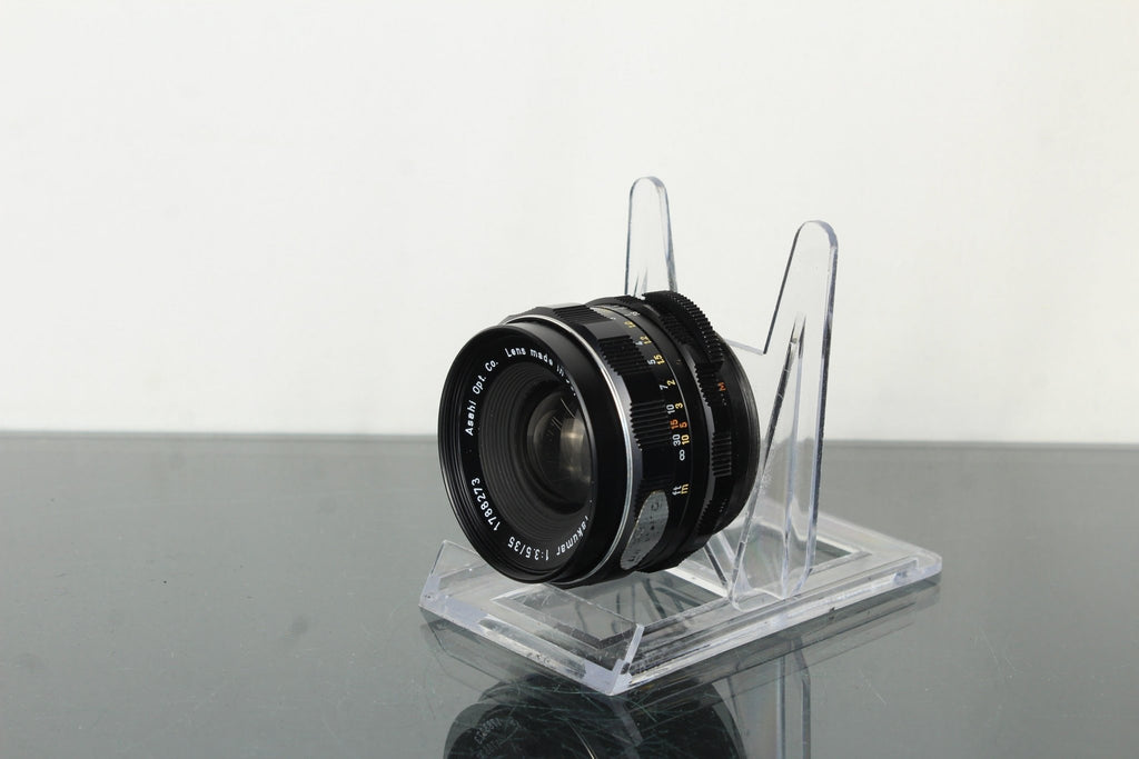 Asahi Optical Co. Super - Takumar 35mm f/3.5 - Dutch|Thrift