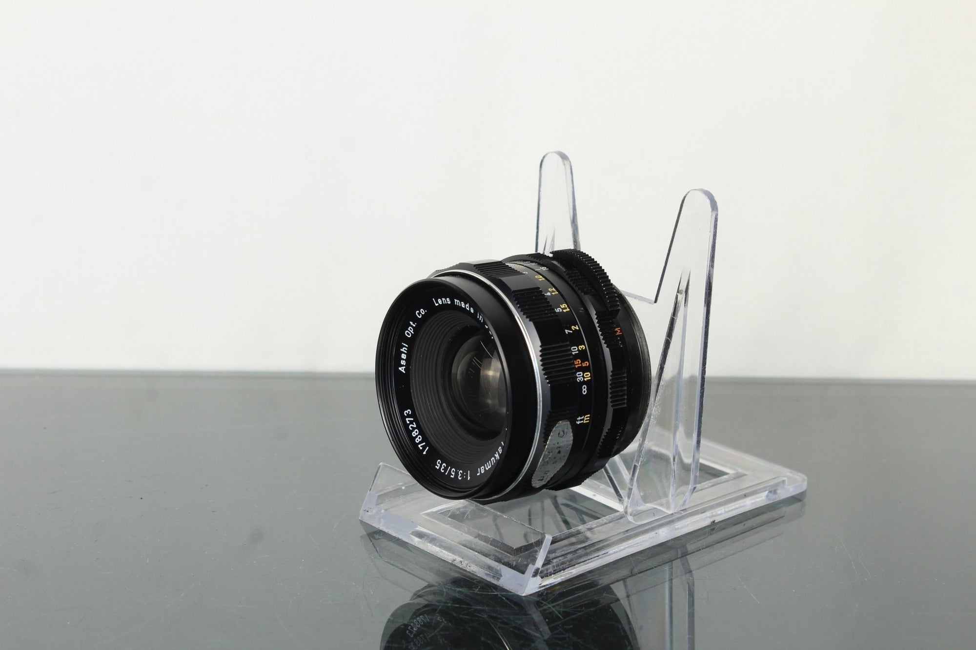 Asahi Optical Co. Super - Takumar 35mm f/3.5 - Dutch|Thrift