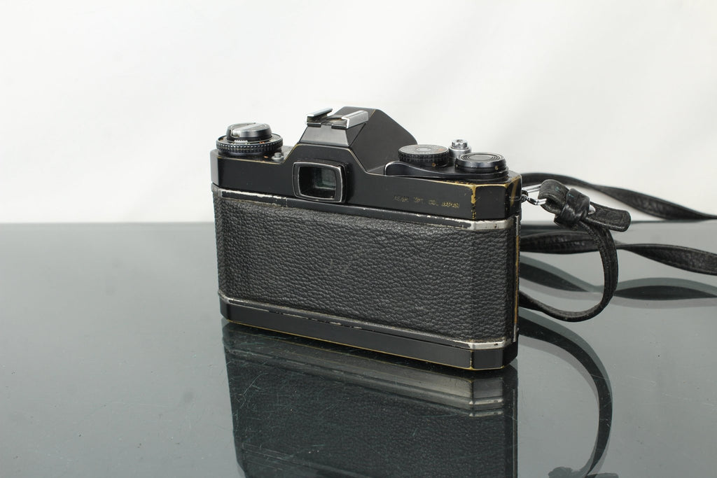 Asahi Pentax ES II + 50mm 1.4 M42 lens - Dutch|Thrift