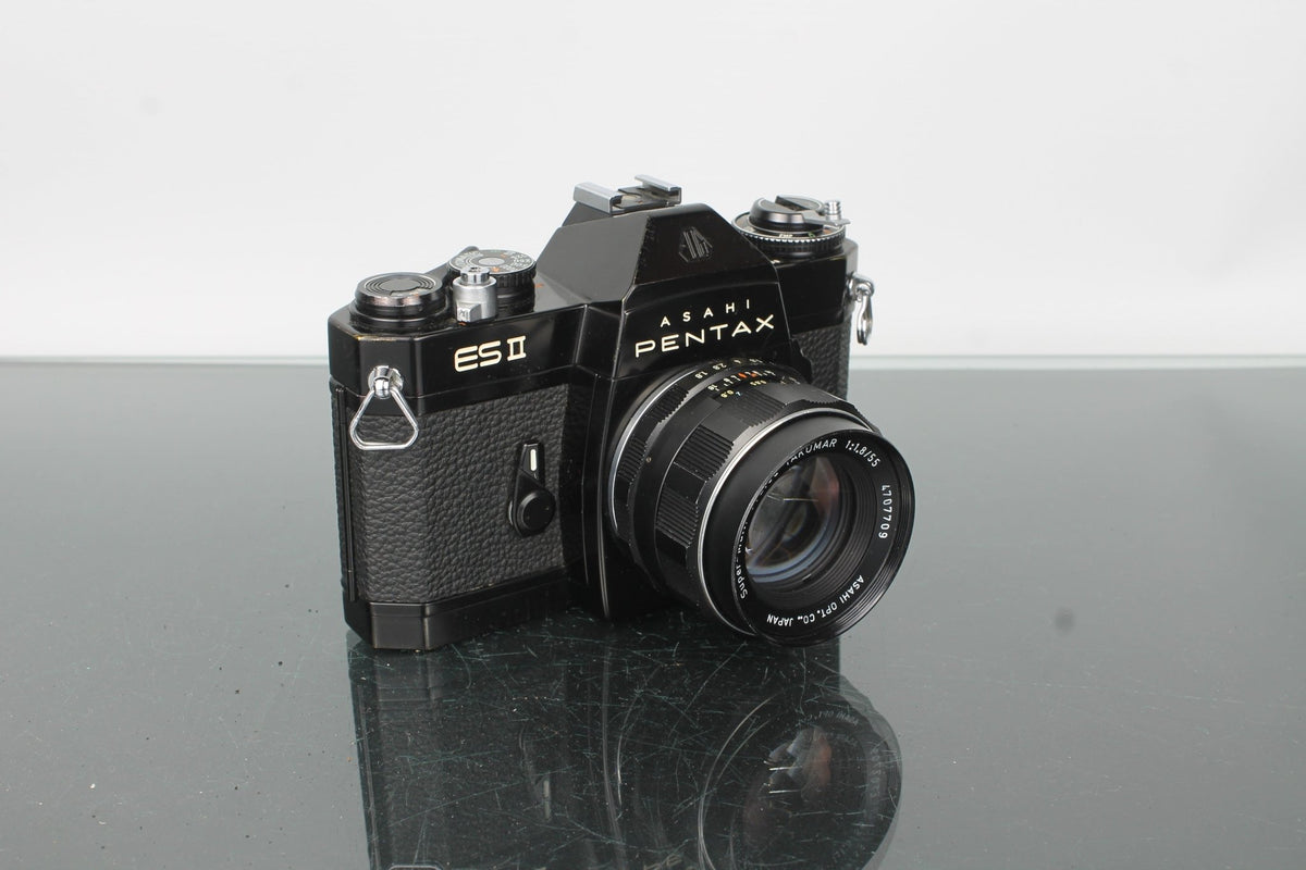 Asahi Pentax ES II + Takumar 1:1.8/55 - Dutch|Thrift