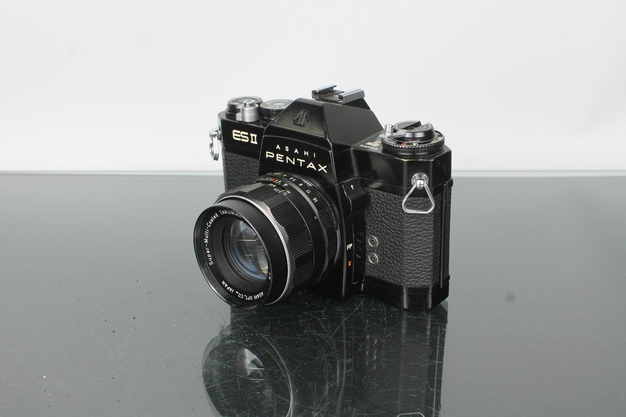 Asahi Pentax ES II + Takumar 1:1.8/55 - Dutch|Thrift