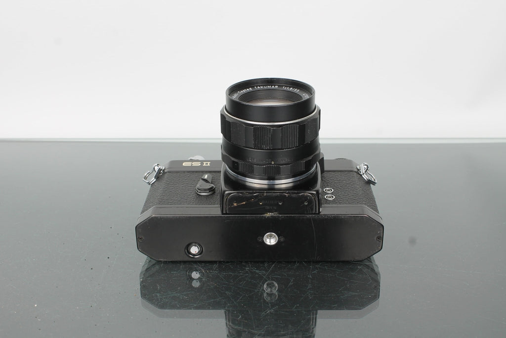 Asahi Pentax ES II + Takumar 1:1.8/55 - Dutch|Thrift