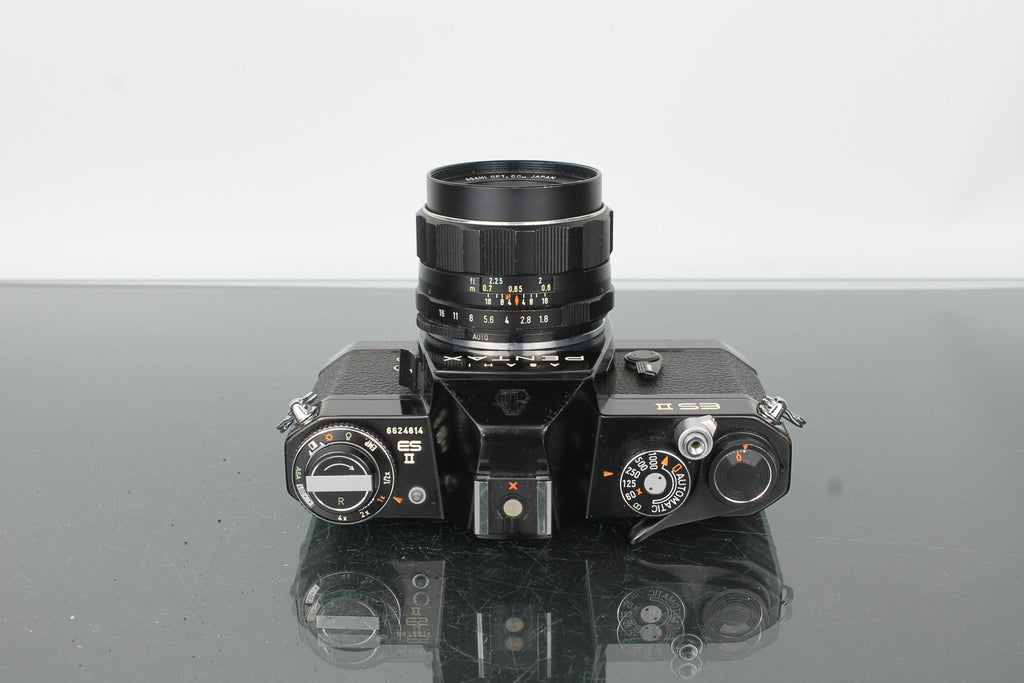 Asahi Pentax ES II + Takumar 1:1.8/55 - Dutch|Thrift