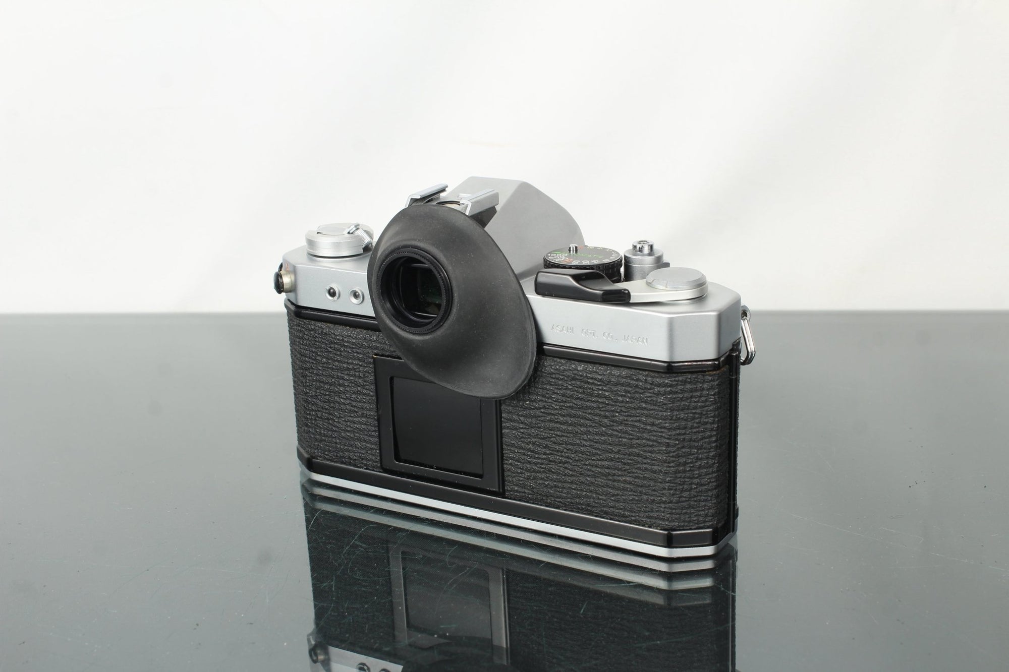 Asahi Pentax K2 + 50mm 1.7 Pentax lens - Dutch|Thrift