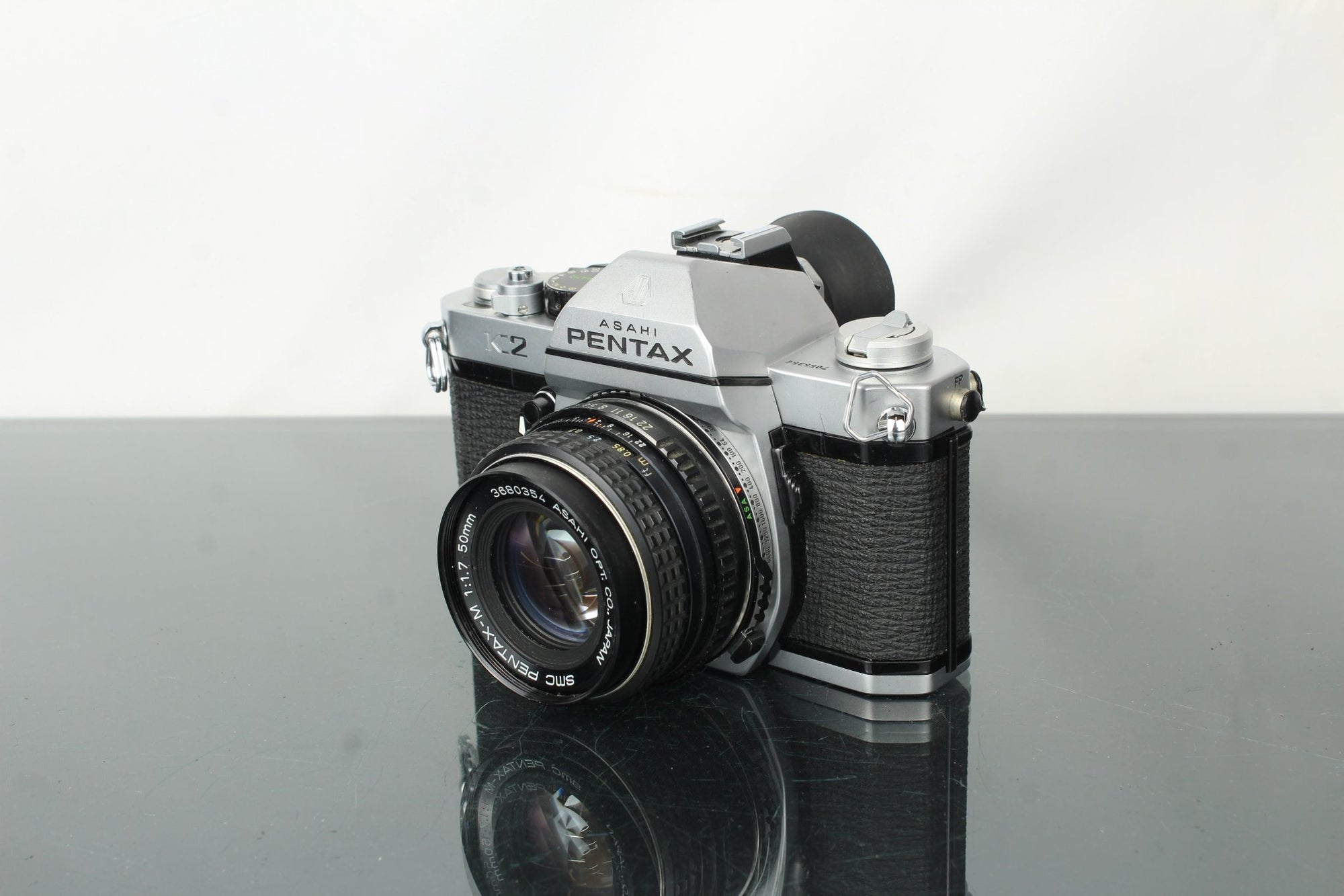 Asahi Pentax K2 + 50mm 1.7 Pentax lens - Dutch|Thrift