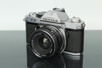 Asahi Pentax K2 + Pentax 1:3.5 35mm - Dutch|Thrift
