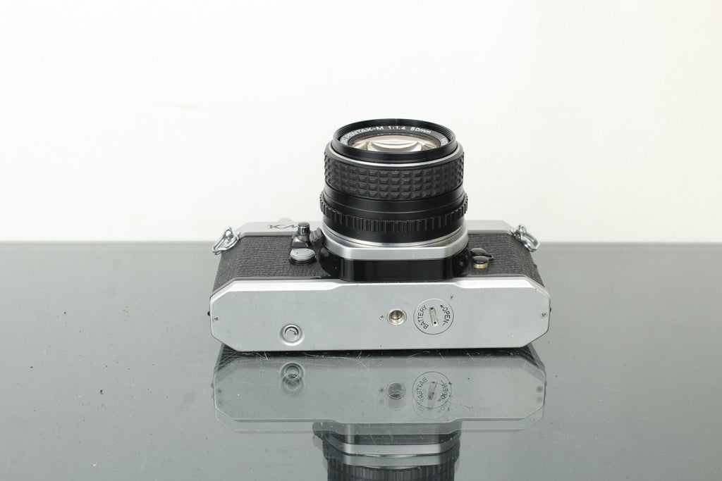 Asahi Pentax KM + 50mm 1.4 Pentax - M lens - Dutch|Thrift