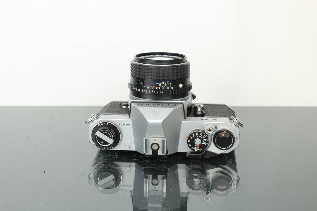 Asahi Pentax KM + 50mm 1.4 Pentax - M lens - Dutch|Thrift