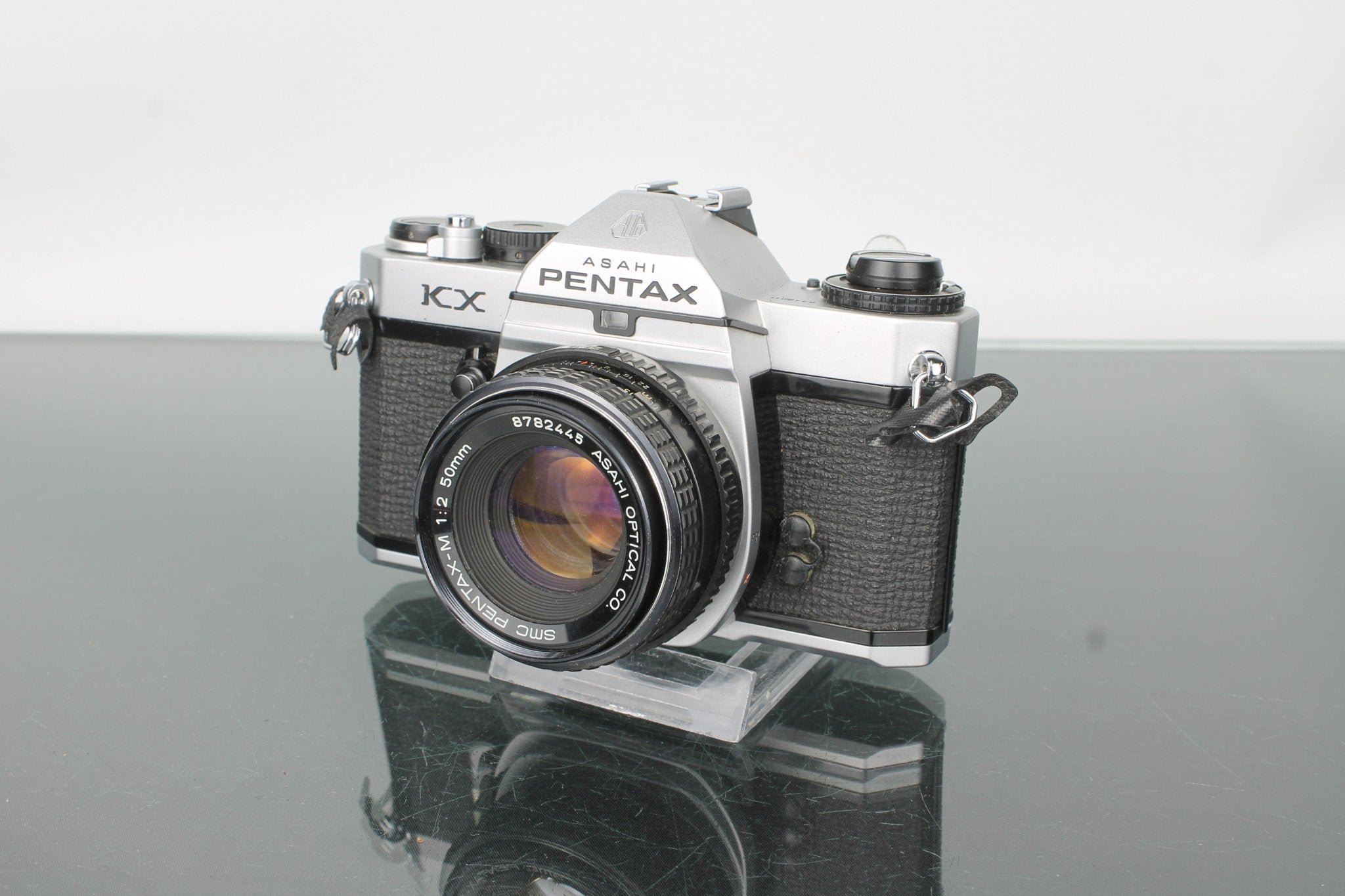 Pentax KX 35mm SLR Film Camera with SMC 50mm f/2 Lens – Dutch|Thrift