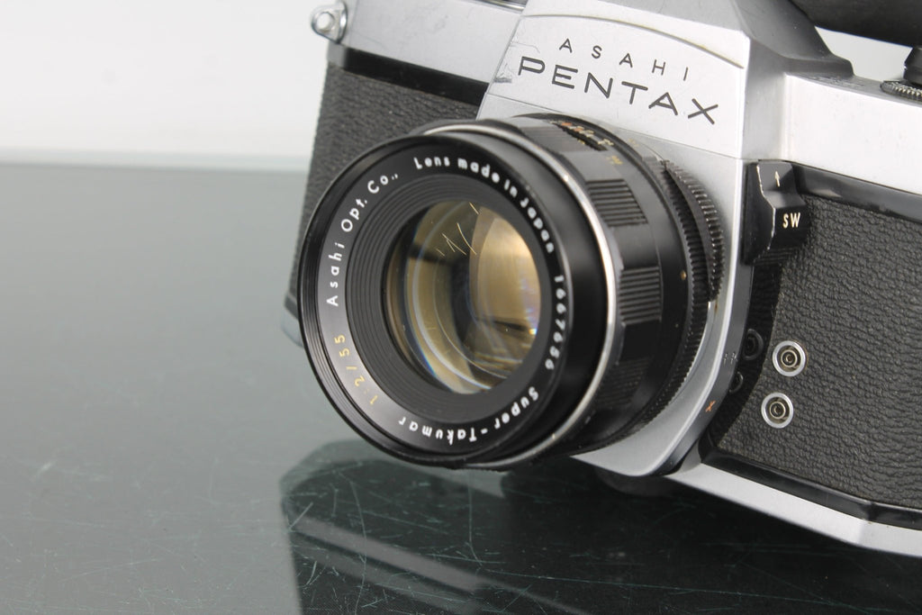 Asahi Pentax SP 1000 + Super Takumar 1:2/55 - Dutch|Thrift