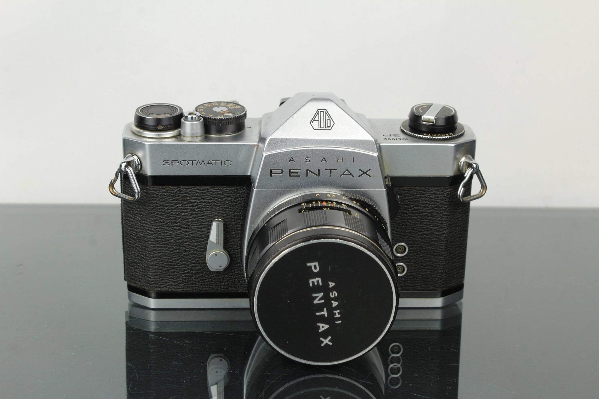 Asahi Pentax Spotmatic + Asahi Super - Takumar 55mm f/2 M42 lens - Dutch|Thrift