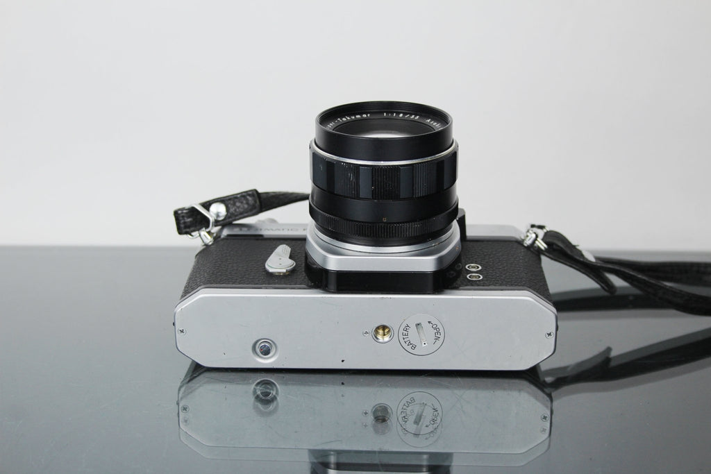 Asahi Pentax Spotmatic F + 55mm f/1.8 Asahi Super Takumar M42 lens - Dutch|Thrift