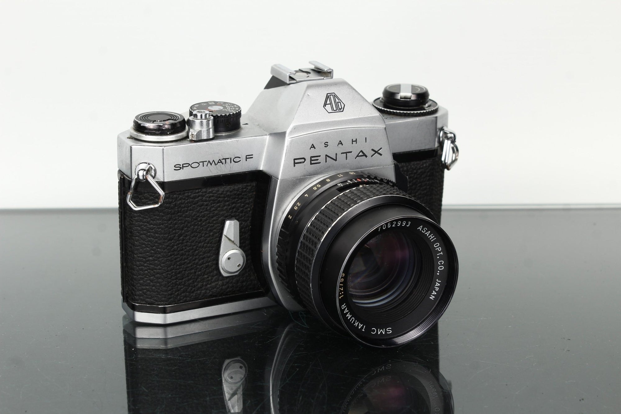 Asahi Pentax Spotmatic F + SMC Takumar 1:2/55 - Dutch|Thrift