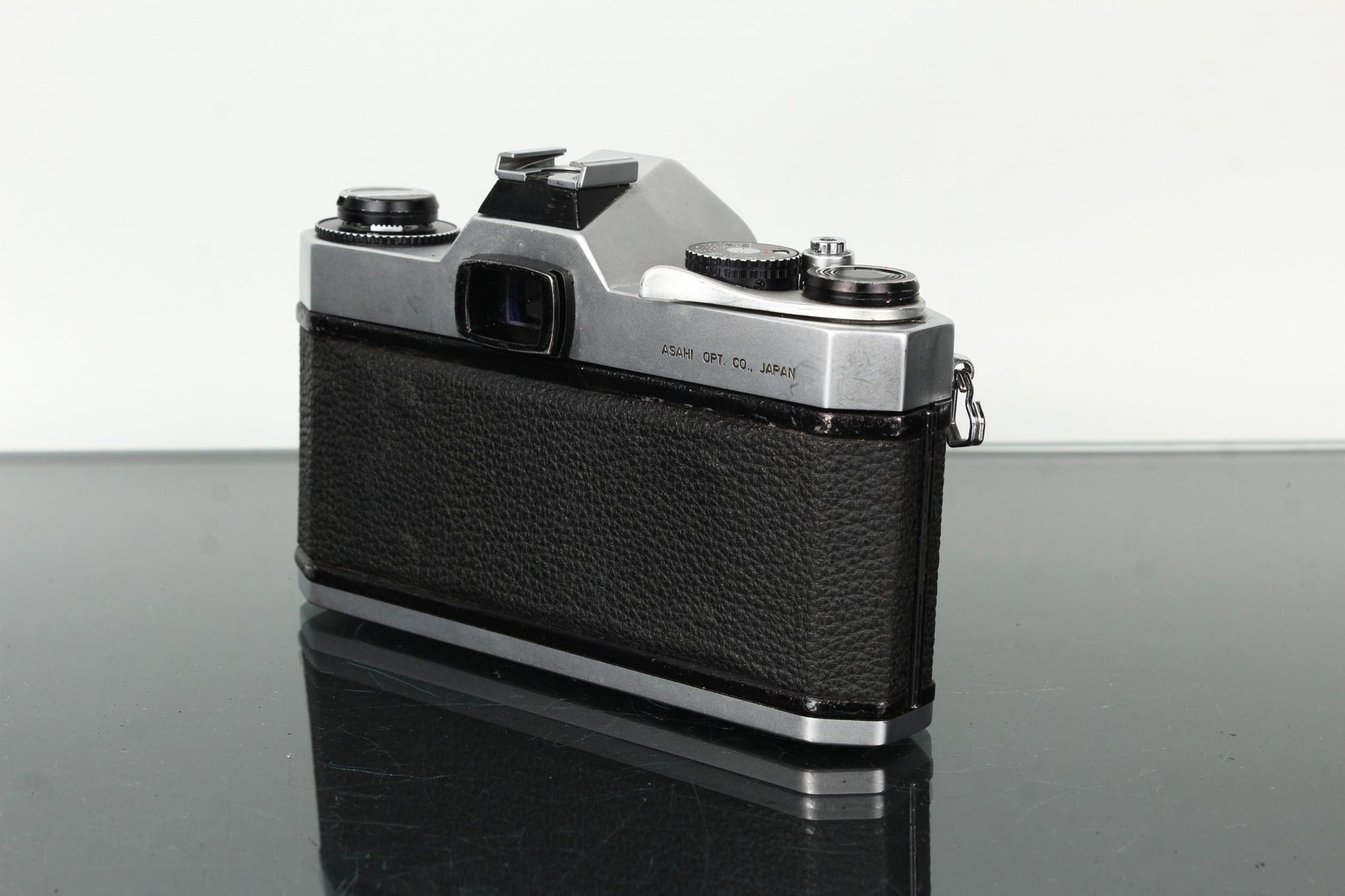 Asahi Pentax Spotmatic F + SMC Takumar 1:2/55 - Dutch|Thrift