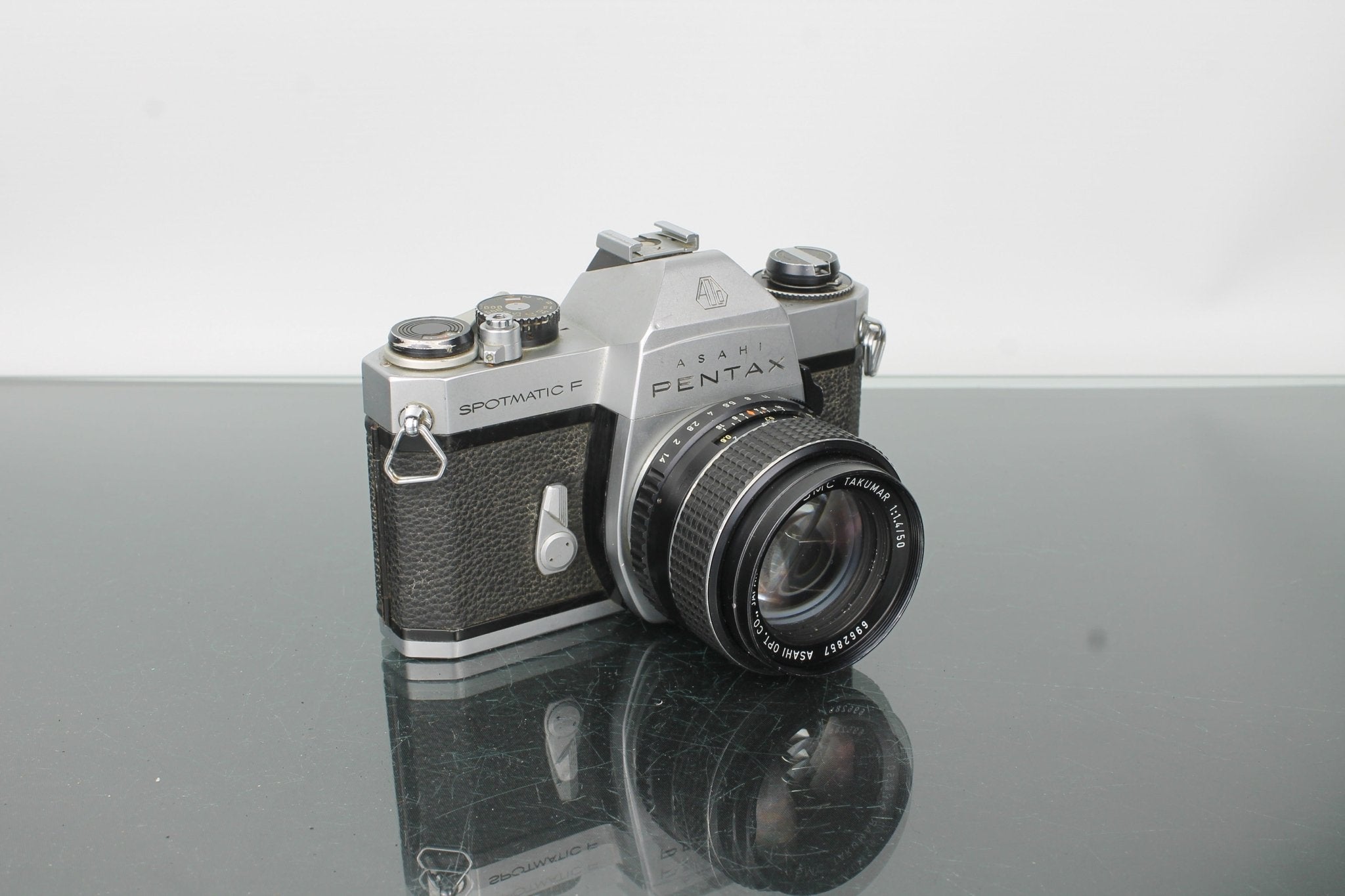 Asahi Pentax Spotmatic F SLR Film Camera + SMC Takumar 50mm f/1.4
