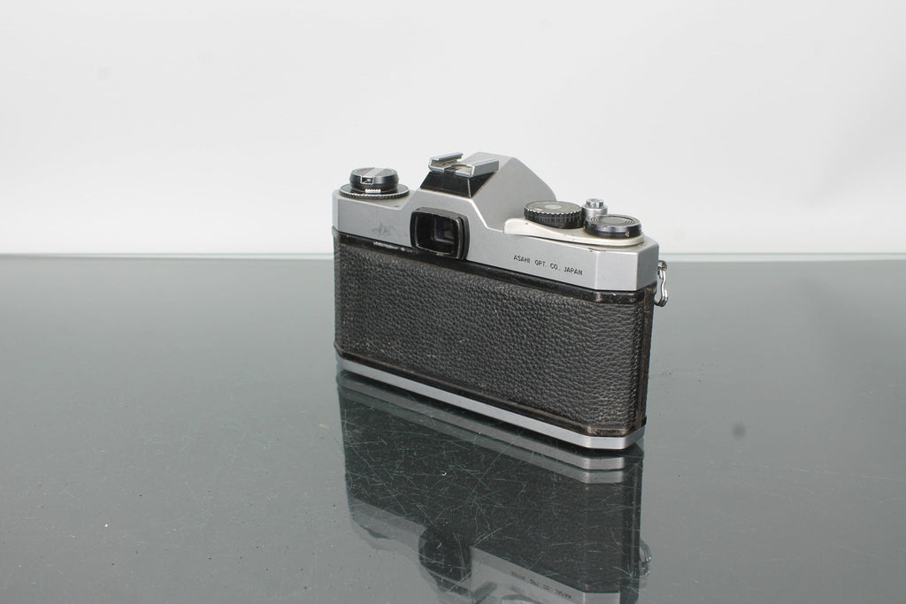 Asahi Pentax Spotmatic F + SMC Takumar 50mm f/1.4 - Dutch|Thrift