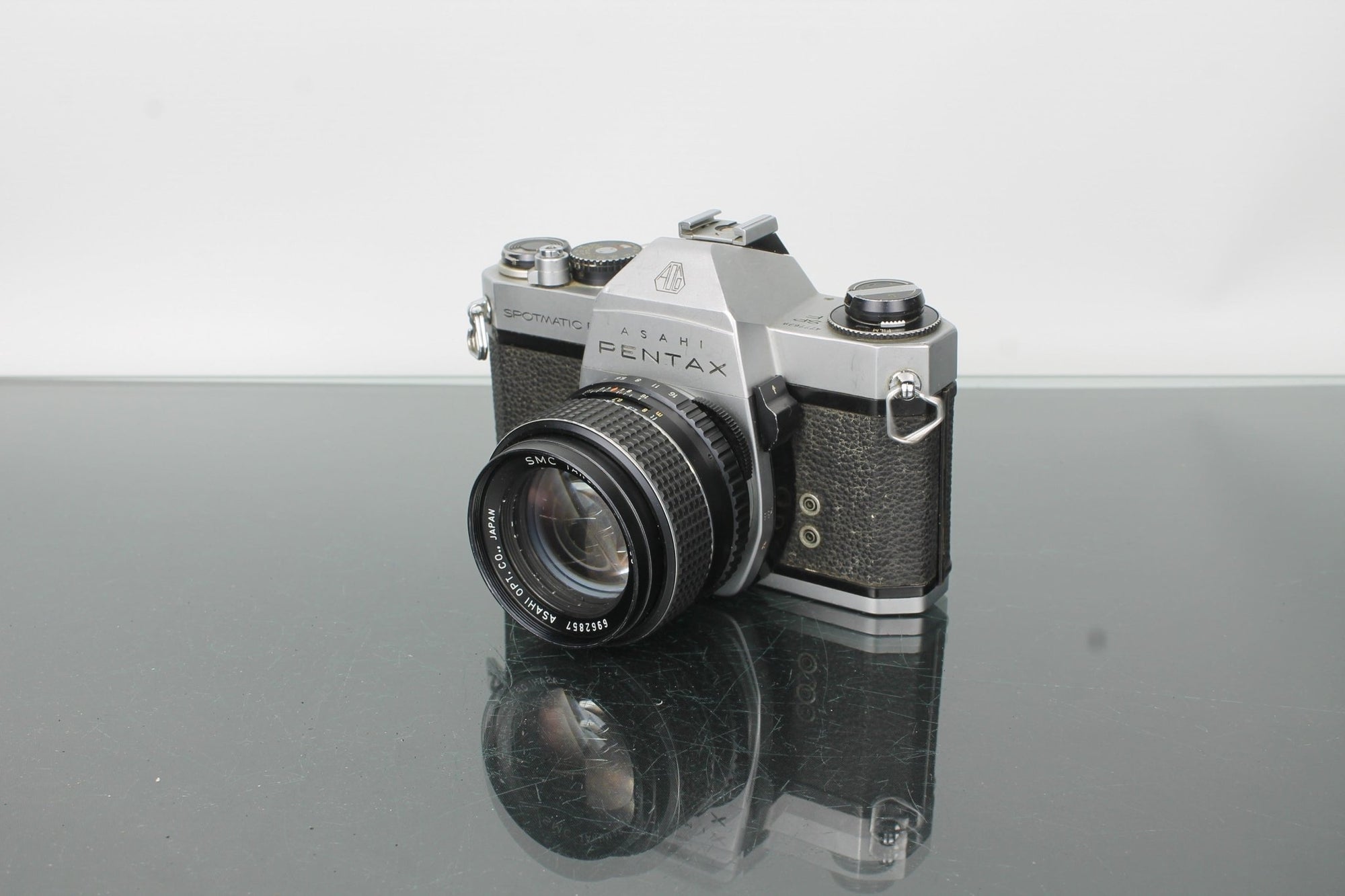 Asahi Pentax Spotmatic F + SMC Takumar 50mm f/1.4 - Dutch|Thrift